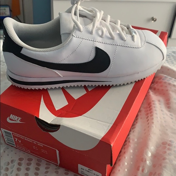 poshmark nike cortez